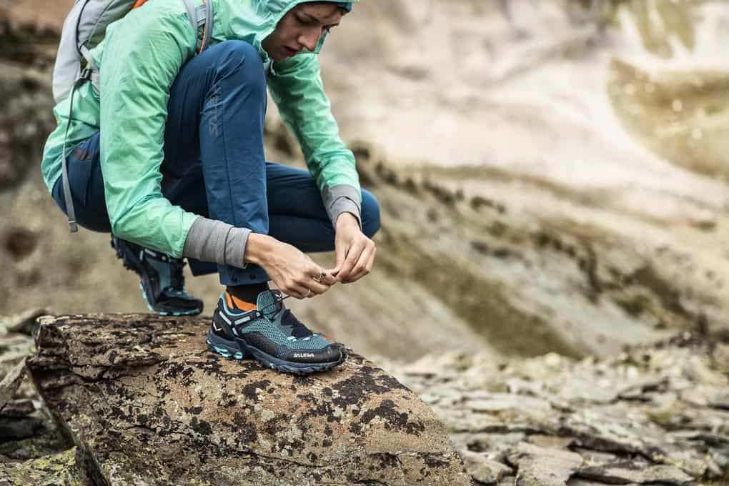 Scarpe per clearance escursioni in montagna