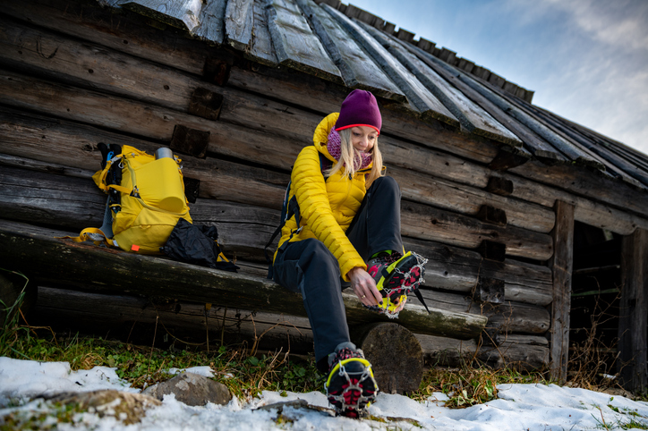 jogging m/l/XL WMLBK Ice Snow Grips per escursioni arrampicata escursioni su neve e ghiaccio ramponi da neve a 19 denti 